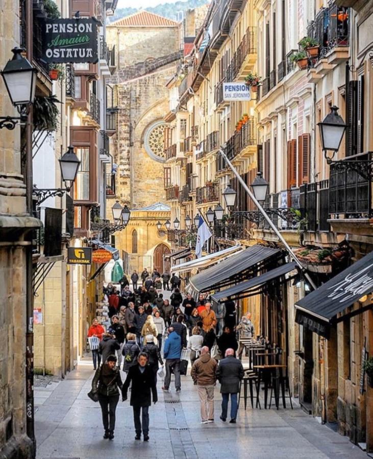 32 De Agosto Rooms San Sebastián Eksteriør billede
